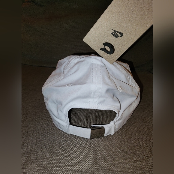 NWT NIKE Adult Unisex Club Cap - Size M/L - Picture 2 of 5